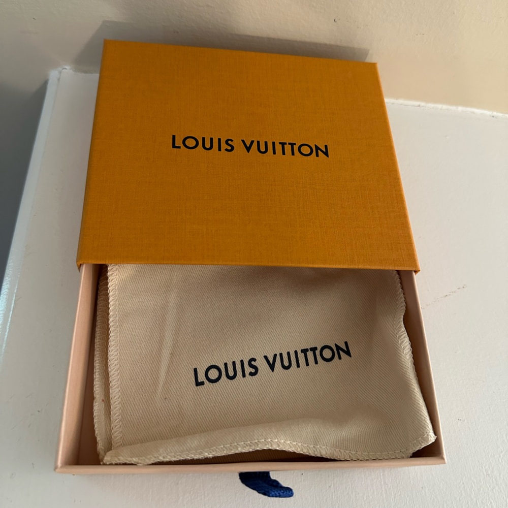 Louis Vuitton gift box & dust bag